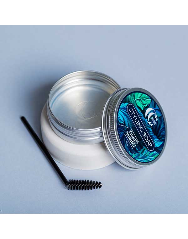 Мыло для укладки бровей со щеточкой Styling Soap, True&Natural, CC Brow, 35g 1102539 - фото 1